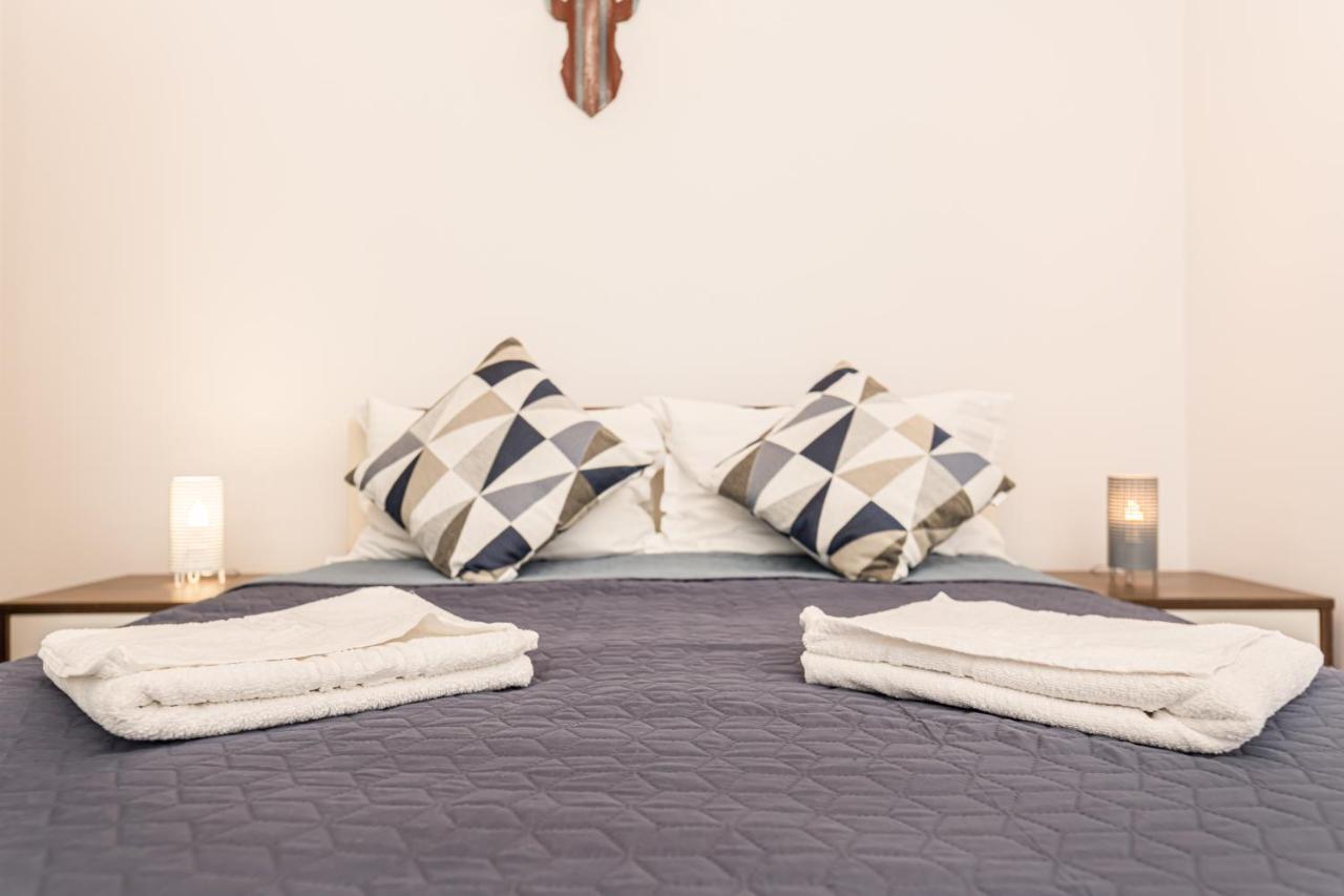 Snug Apartments - Private Parking Near Downtown Брашов Екстериор снимка