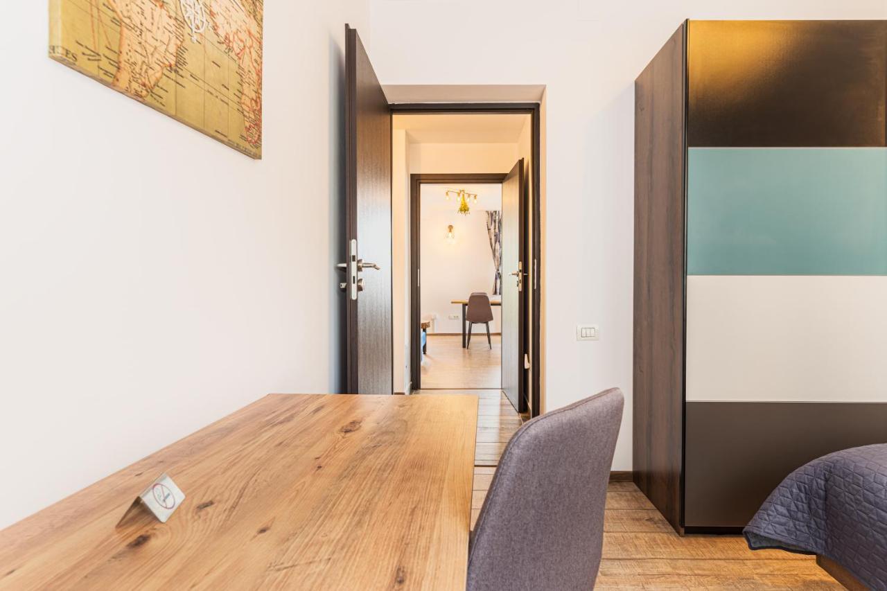Snug Apartments - Private Parking Near Downtown Брашов Екстериор снимка